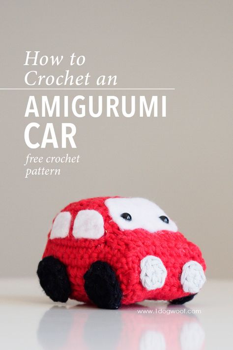 Free crochet pattern for an amigurumi car. This is part of the Amigurumi Advent Calendar Crochet-along at www.1dogwoof.com Car Crochet Pattern, Amigurumi Car, Car Crochet, Crochet Decorations, Crochet Phone Cases, Crochet Mobile, Crochet Car, Easy Crochet Projects, Crochet Amigurumi Free