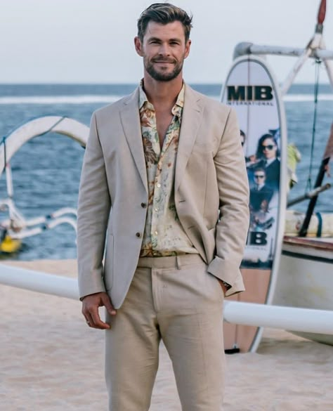 Mens Rehearsal Dinner Outfit Summer, Blazer Men Outfit, Dinner Outfit Summer, Shirt Styling, Formal Wedding Attire, Rehearsal Dinner Outfits, Hawaiian Summer, Blazer Men, Suit Ideas