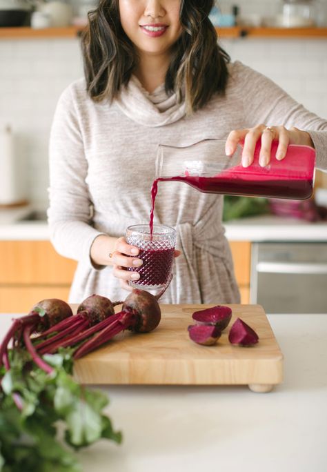 Anti-Inflammatory Beet and Carrot Juice Recipe | The Dimple Life Beet And Carrot Juice, List Of Veggies, Jungle Juice Recipe, Carrot Juice Recipe, Beet Juice Recipe, Gut Healthy Recipes, Beet Chips, Healthy Juicer Recipes, Fresh Beets