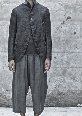 male pattern boldness: Next Up: Cotton Jersey Pants! Lace Shirt Outfit, Jersey Pants, Mens Fashion Trends, Mens Street Style, Minimal Fashion, All Saints, Stylish Men, Look Cool, Mens Fashion Casual