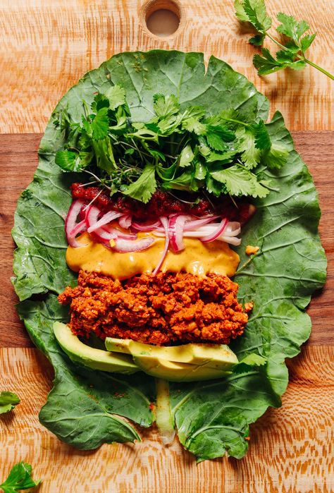 FRESH Raw Vegan Burritos with Vegan Taco Meat, avocado, and Vegan Queso! 30 minutes, 8 ingredients, BIG flavor! #vegan #glutenfree #mexicanfood #recipe #burrito #minimalistbaker Vegan Collard Greens, Vegan Taco Meat, Vegan Burritos, Raw Meals, Collard Greens Recipe, Collard Green, Vegan Queso, Vegan Taco, Raw Vegan Diet