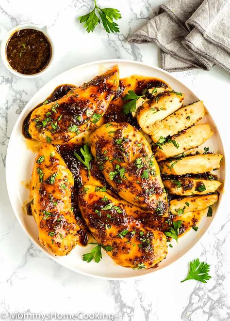 Mustard Glazed Chicken, Mustard Chicken Recipes, Favorite Recipes Chicken, Eggless Recipes, One Skillet, Honey Mustard Sauce, Glazed Chicken, Favorite Chicken, Juicy Chicken