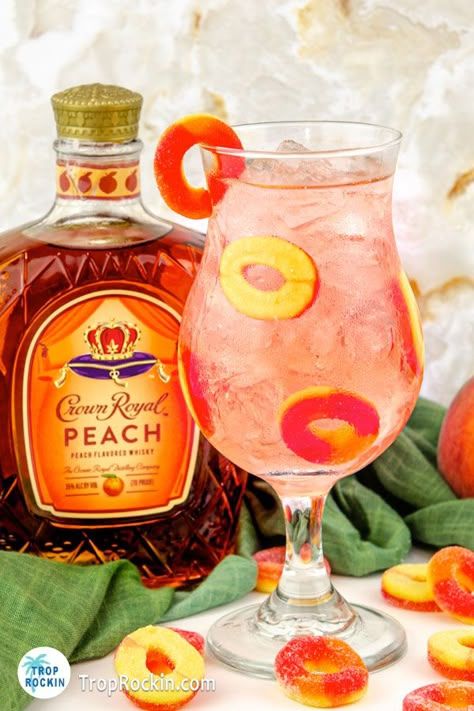 Peach Ring Shot, Crown Royal Peach Punch, Peach Crown Royal Recipes Easy, Peach Ring Cocktail, Drinks With Peach Crown Royal, Peach Ring Alcoholic Drink, Crown Peach Drinks Recipes Cocktails, Drinks With Crown Apple, Peach Ring Drink