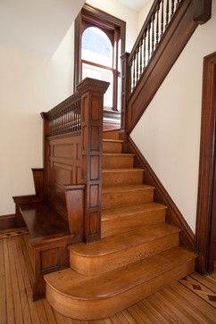 Craftsman Staircase, Victorian Staircase, Wooden Staircase Design, Wooden Staircase, Traditional Staircase, Diy Staircase, Shingle Style Homes, Victorian Interiors, Staircase Decor