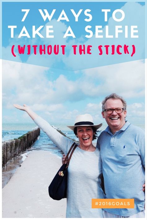 7 Ways to Take a Selfie (Without the Stick) Selfie Stick Photos, Luxury Travel Accessories, Best Travel Apps, Selfie Tips, Take A Selfie, Travel Tech, Travel App, Blog Instagram, Tourist Spots