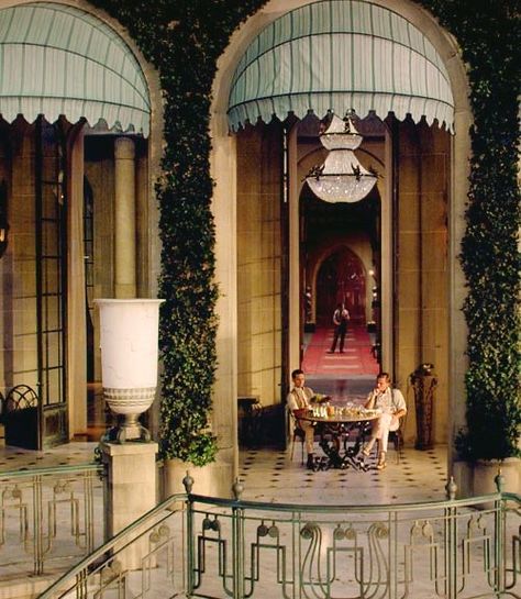 The Great Gatsby House, Great Gatsby House, Great Gatsby Interior Design, Gatsby Interior Design, Gatsby Mansion, Vegas Burlesque, Gatsby House, 1920s Interior, 90 Art