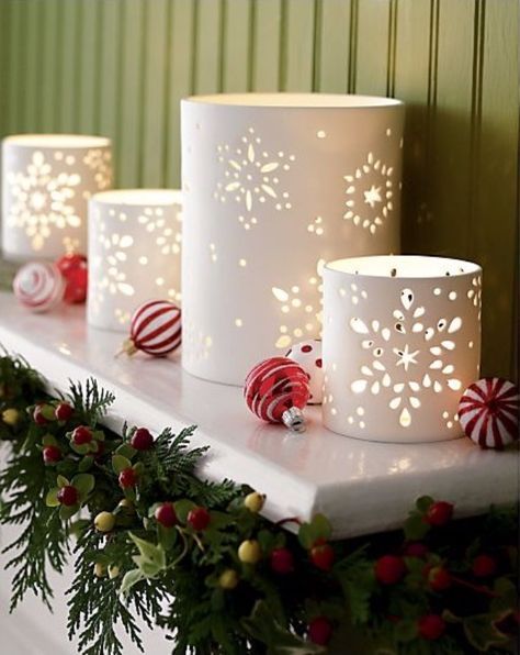 Luminary Diy, Christmas Ceramics, Idee Cricut, Tin Can Crafts, Pipe Lamp, Diy Christmas Decorations Easy, Paper Snowflakes, Easy Christmas Diy, Noel Christmas