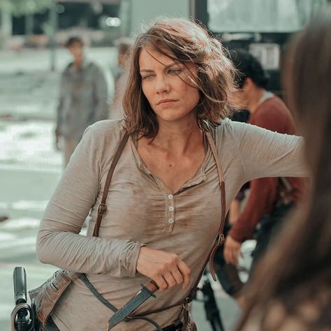 Glenn Y Maggie, Walking Dead Wallpaper, Scott Foley, Lauren Cohen, Maggie Greene, Steven Yeun, Grey Hair Styles For Women, Lauren Cohan, Jeffrey Dean