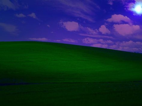 Windows 95 Wallpaper, Night Lofi, Windows Xp Wallpaper, Wallpaper Night, Windows 95, Windows Xp, Golf Courses, Wallpapers, Quick Saves