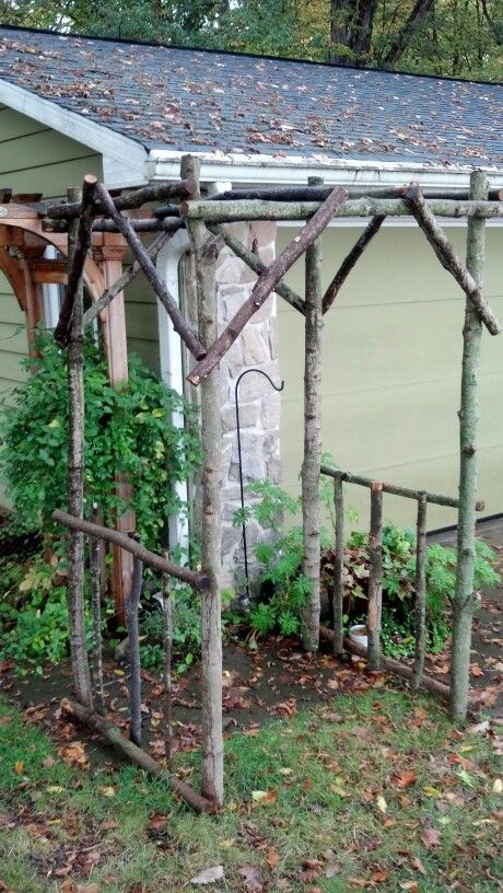 Yard Ideas Cheap, Ideas For Dogs, Diy Garden Trellis, Garden Arbor, Garden Decor Ideas, Ideas Backyard, Garden Yard Ideas, Backyard Garden Design, Diy Garden Projects