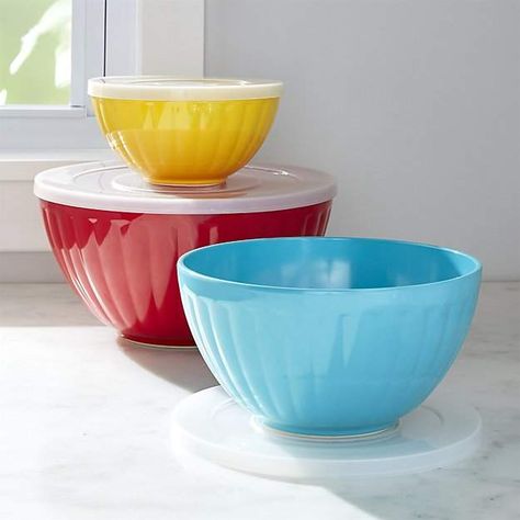 Prep & Store Bowls, Set of 3 These happy colored bowls make me  want to cook ! #bowls # kitchen # storage This is an afiliate link I receive no compensation Plastic Mixing Bowls, Serving Bowls With Lids, Tiffin Box, Citrus Squeezer, Plastic Crates, Prep Kitchen, Mixing Bowls Set, Christmas 2017, Mixing Bowls