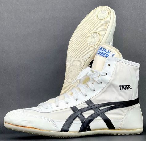 Asics Wrestling Shoes, Adidas Wrestling Shoes, Vintage Wrestling, How To Tie Shoes, Asics Tiger, Boxing Boots, Slouch Socks, Wrestling Shoes, Vintage Sneakers