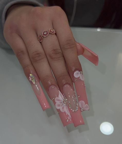 Extra Baddie Nails Long, Spring Long Acrylic Nails, Extra Baddie Nails, Pink Bling Acrylic Nails, Extra Long Acrylic Nails, Baddie Nails Instagram, Pink Nail Sets, Spring Nail Sets, Extra Nails