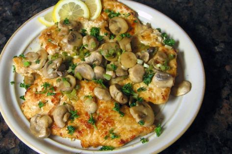 Lemon Chicken With Mushrooms, Skillet Lemon Chicken, Skillet Chicken Recipes Easy, Easy Skillet Dinner, Chicken With Mushrooms, Easy Skillet Chicken, Chicken Skillet Recipes, Skillet Dishes, Easy Skillet