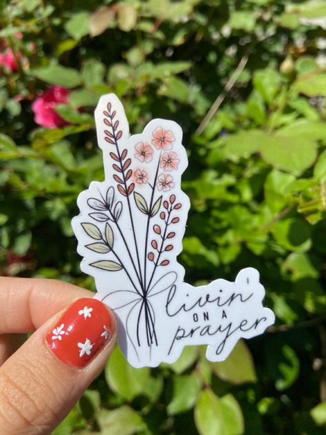 Cute Aesthetic Stickers Handmade, Small Aesthetic Stickers, Non Living Things Drawing Ideas, Aesthetic Stickers Handmade, Natural Things Drawing, Aesthetic Handmade Stickers, Handmade Stickers Diy Drawing, Diy Stickers Ideas Draw Aesthetic, Aesthetic Sticker Drawing