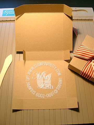 Stampin up pizza box 4 Pizza Packaging, Envelope Maker, Turtle Birthday Parties, Nice Packaging, Diy Pizza, Mary Fish, Stampin Pretty, Box Tutorial, Pizza Box