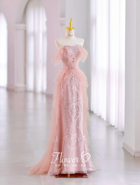 Dress For Princess, Clown Clothes, Pink Gown, Fancy Gowns, Prom Dress Ideas, Special Clothes, Prom Dress Inspiration, Cute Prom Dresses, Performance Outfits