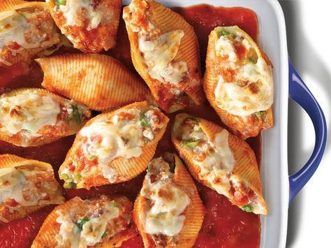 Looking for an authentic Italian recipe? Try Barilla's step-by-step recipe for Barilla® Jumbo Shells with Ricotta Cheese for a delicious meal! Barilla Pasta Recipes, Barilla Recipes, Baked Manicotti, Jumbo Shells, Cheese Manicotti, Shell Pasta Recipes, Oven Ready Lasagna, Manicotti Recipe, Barilla Pasta