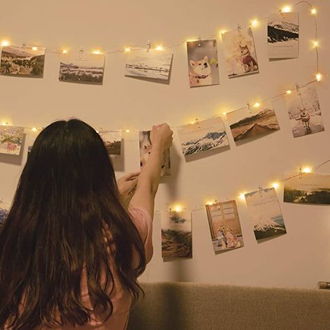 Fairy Lights Photos, Photo String, Diy Photo Wall, Clothespins Diy, Picture Wall Bedroom, Clip String Lights, Power Photos, Clothes Clips, Diy Towels