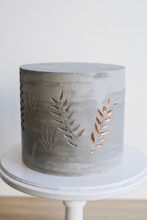 Modern Chocolate Cake Design, Chocolate Buttercream Cake Designs, Cake Design Ideas For Men, Buttercream Cakes For Men, Buttercream Cake Designs For Men, Modern Buttercream Cake Design, Cake Designs Floral, Modern Buttercream Cake, Cake Decorating For Men