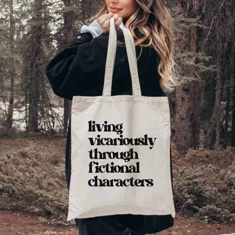 Book Club Gift Ideas, Sacs Tote Bags, Library Bag, Bookclub Gifts, Book Tote Bag, Love Canvas, Personalized Tote Bags, Port Authority, Book Blogger