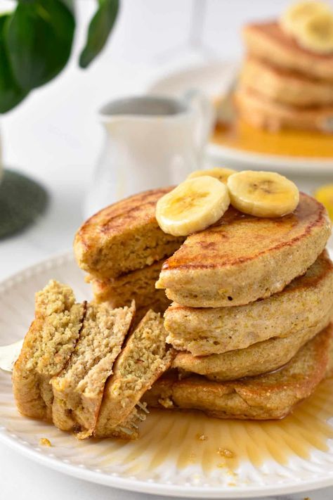 These quinoa pancakes are light, fluffy vegan pancakes made from uncooked quinoa. It's the easiest healthy pancake recipe for a vegan gluten-free breakfast naturally packed with proteins from quinoa. Healthy Pancake Recipes Easy, Quinoa Pancakes, Banana Syrup, Vegan Gluten Free Breakfast, Healthy Pancake Recipes, Quinoa Breakfast, Vegan Pancakes, Pancakes Ingredients, Free Breakfast