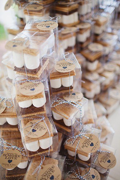 Rustic Wedding Decorations, Wedding Favors And Gifts, Holy Matrimony, Cheap Favors, Outdoor Fall Wedding, Boda Mexicana, Wedding Favors Fall, Wedding Favors Cheap, Wedding Winter