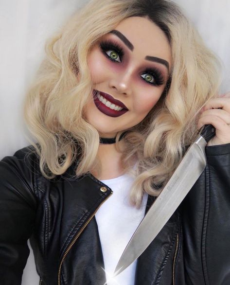 G i n a B o x ♡ on Instagram: “Tiffany Valentine - Chuckys Gal😜🔪👰🏼 which Chucky film is your fave? . Brows- @benefitcosmetics Kabrow. Lashes- @tiggylashes Aries &…” Bride Of Chucky Halloween, Bride Of Chucky Makeup, Chucky Halloween Costume, Tiffany Costume, Chucky Makeup, Tiffany Chucky Bride, Tiffany Bride Of Chucky, Bride Of Chucky Costume, Unique Halloween Makeup