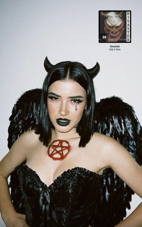 Dark Angel Make Up Halloween, Demon Halloween Costume Outfit, Demon Halloween Costume Female, Dark Angles Makeup, Black Devil Costume Women, Dark Feminine Halloween, Fallen Angel Costume Makeup, Black Devil Makeup, Dark Angel Makeup Halloween