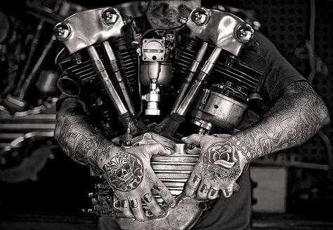 shovelhead tattoo Biker Tattoo, Knuckle Head, Harley Davidson Engines, Harley Davidson Knucklehead, Harley Davidson Panhead, Harley Davidson V Rod, Bobber Custom, Harley Bobber, Harley Bikes