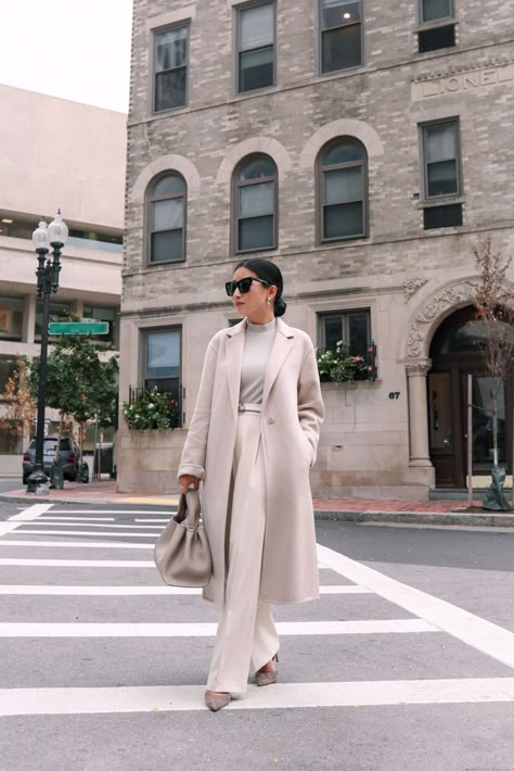 affordable wool coat + wide leg trousers monochromatic cream fall to winter outfit Monochromatic Outfit Cream, Cream Wool Coat Outfit, Cream Coat Outfit Winter, Cream Monochrome Outfit, Cream Coat Outfit, Cream Trousers Outfit, Long Coat Outfits, Outfits For Nyc, Soft Autumn Style