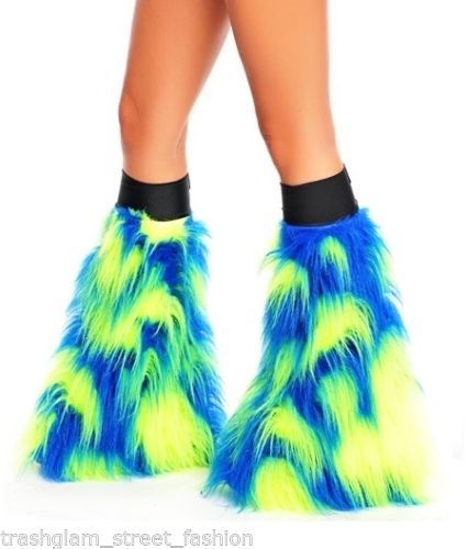 neon yellow and blue fluffies Cybergoth Fashion, Dance Gear, Edm Fashion, Raver Girl, Rave Style, Rave Girl, Rave Clothing, Camo Outfits, Vintage Bohemian Style