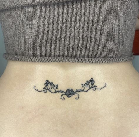 Down Back Tattoo Women, Classy Lower Back Tattoos, Cute Trampstamp Tattoo, Cute Trap Stamp Tattoos, Heart Lower Back Tattoo, Tramp Stamps Classy, Moon Lower Back Tattoo, Tramp Stamps Lower Backs, Tram Stamp Tattoo