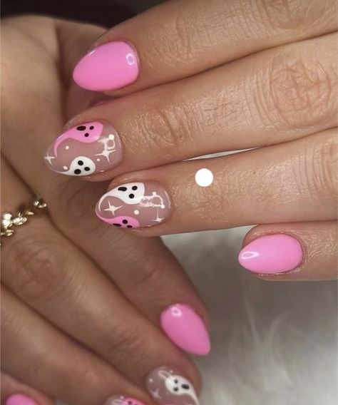 If you want something preppy on your nails try these. You will love them! Preppy Nail Art, Preppy French Tip Nails, Summer Preppy Nails, Preppy Halloween Nails, Preppy Summer Nails, Seasonal Nails, Preppy Summer, Cute Gel Nails, French Tip Nails