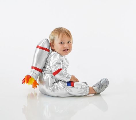 Baby Astronaut Costume, Astronaut Halloween Costume, Astronaut Halloween, Astronaut Baby, Astronaut Suit, Astronaut Costume, Baby Costume, Baby Halloween Costumes, Baby Costumes