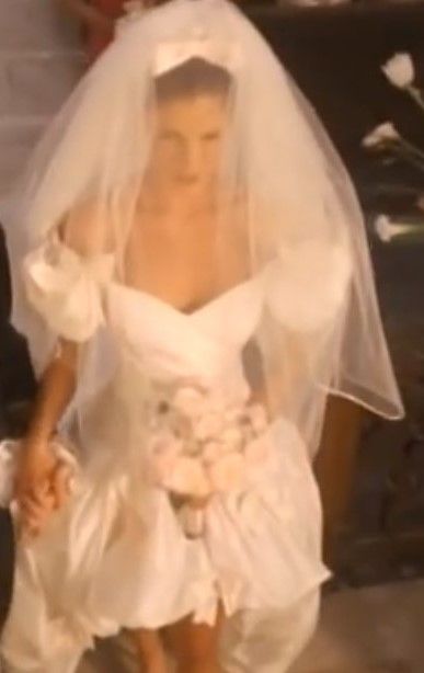 DIY sewing the ORIGINAL November Rain wedding dress design details-NOTE WAIST Lanvin Wedding Dress, November Wedding Dresses, 80s Wedding Dress, 80s Wedding, Rain Wedding, November Rain, The Wedding Singer, November Wedding, Wedding Dresses 2020