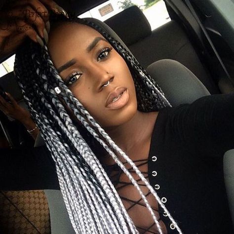 Black light grey (Ombre/ gradient) braids on dark skin (Clear brunette complexion) Goodness Braids, Boxbraids Hairstyle, Braid Types, Grey Box Braids, Ombre Box Braids, Trendy We Fryzurach, Colored Box Braids, Rihanna Hairstyles, Poetic Justice Braids