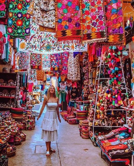 Top 5 places for street shopping in pune – the northern star Mexican Colors, Mexico City Travel, Mood Style, Indie Room, Bohemian Living, Rustic Living, Boho Living, Boho Living Room, 영감을 주는 캐릭터