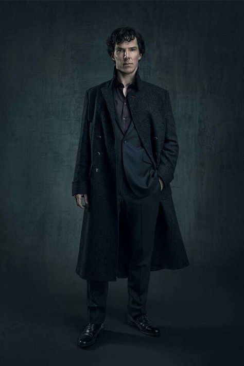 Sherlock BBC #season4 #photoshoot Sherlock Tumblr, Sherlock Season 4, Sherlock Holmes Benedict, Sherlock Holmes 3, Danny Ocean, Sherlock Cumberbatch, Sherlock Holmes Benedict Cumberbatch, Benedict Sherlock, Jeremy Brett