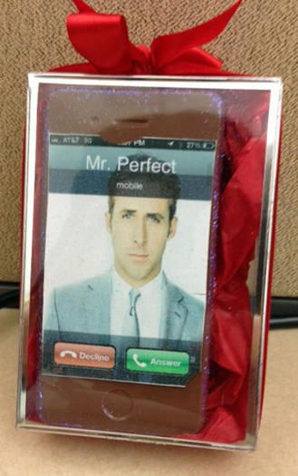 Valentine's Day chocolate present - phone call from Ryan Gosling included Ryan Gosling Ken Memes, I Love My Boyfriend Ryan Gosling, Ryan Gosling Rare, Ryan Gosling Papercraft, Ken Ryan Gosling, Ryan Gosling Ken, Chocolate Present, Ryan Gosling Meme, Love Isnt Real