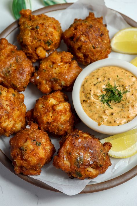 Cold Scallop Appetizer, Scallop Fritters, Scallop Cakes, Deep Fried Scallops, Stuffed Scallops, Clam Fritters, Scallop Appetizer, Scalloped Cake, Bay Scallops