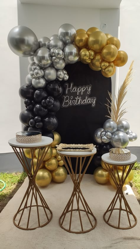 70yh Birthday Party Decorations, 18th Birthday Party Themes, Hanging Wedding Decorations, 60th Birthday Decorations, Happy Birthday Decor, 50th Birthday Party Decorations, Simple Birthday Decorations, 50th Birthday Decorations, 21st Birthday Decorations