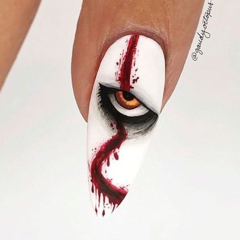 Pennywise Nail Designs, Pennywise Nails Designs, Stephen King Nails, It Nails Halloween, Pennywise Nail Art, Jigsaw Nails, Michael Myers Nails, Pennywise Nails, Ongles Halloween