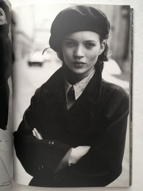 V I C I O U S L Y // C Y D Queen Kate, Rare Images, I'm With The Band, Wearing A Hat, 가을 패션, White Photo, Kate Moss, Mode Vintage, Mode Inspiration