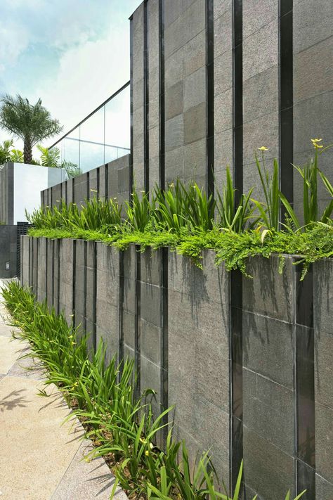 Unique Wall Ideas, Gabion Wall Design, Pagar Modern, Picket Fencing, Tor Design, Electric Fencing, Privacy Fencing, Privacy Ideas, Vinyl Fencing