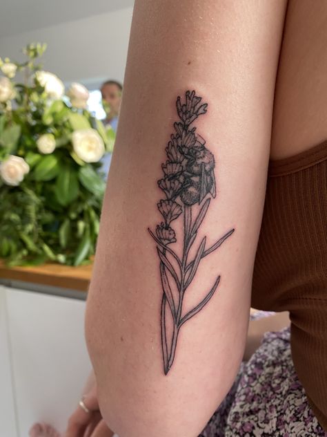 Bee And Lavender Tattoo, Bee And Lavender, Brighton Tattoo, Stuff About Me, Lavender Tattoo, Tat Ideas, Patchwork Quilt, Tattoo Shop, Tattoo Inspo