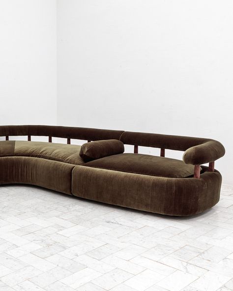 Sofa Detail, Coffee House Design, Large Couch, Banquette Seating, St Moritz, Products Design, Sectional Sofas, Contemporary Sofa, Pierre Frey