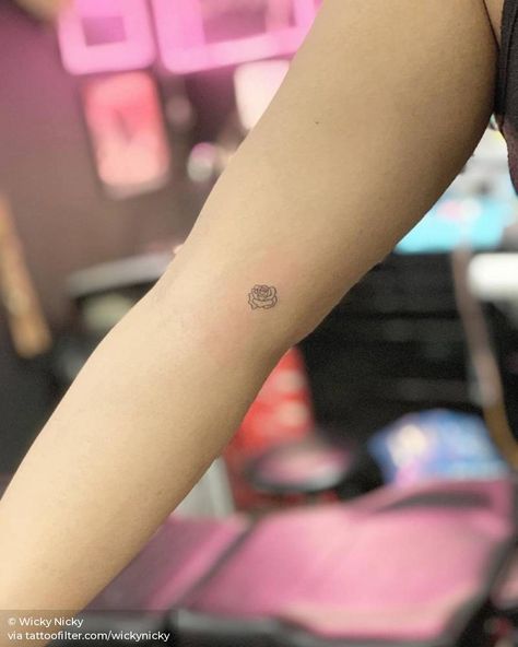 Rose Head Tattoo, Gardenia Tattoo, Small Nature Tattoo, Mother Nature Tattoos, Minimalist Rose, Inner Arm Tattoo, Tattoo Minimalist, Head Tattoo, Nyc Manhattan