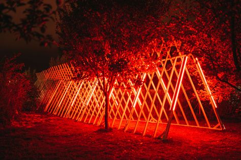 Festival Art Installation, Festival Architecture, Standard Architecture, Music Festival Stage Design Outdoor, Festival Stage Design, Outdoor Art Installation, Festival Installation, Music Festival Decor, Immersive Art Installation Outdoor