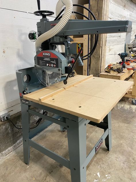 Why Radial Arm Saws are the not dinosaur you remember – The Dusty Lumber Co. Dusty Lumber Co, Radial Arm Saw Table, Radial Saw, Woodshop Projects, Radial Arm Saw, Full Hd 4k, Shop Class, Wood Working Projects, Cool Architecture